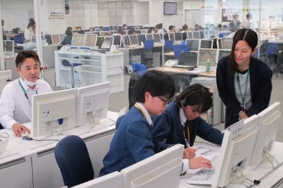 地元の中学生を招いて職場体験学習